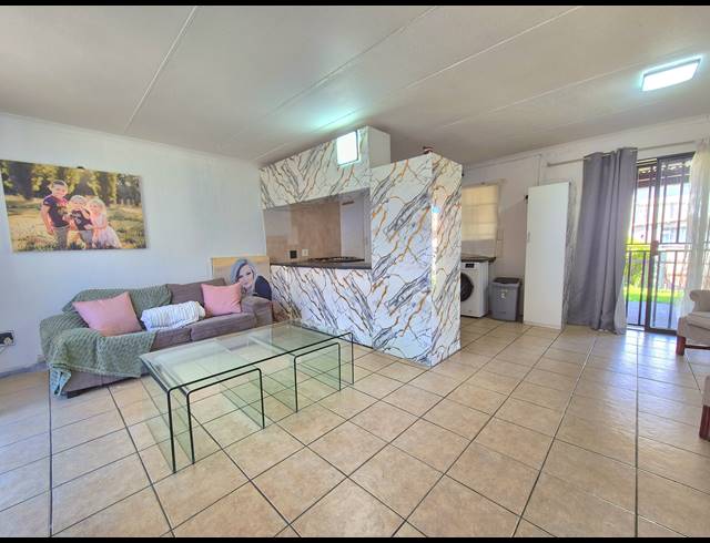 1.5 BEDROOM DUPLEX FOR SALE IN DALPARK EXT 11